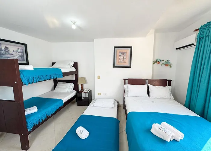 Hotel Puerto Bahia